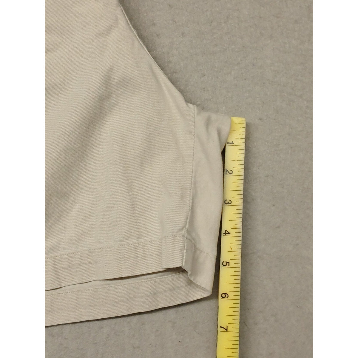 Chaps Ralph Lauren (Large) Men's Beige Vintage Cotton String and Zip Shorts