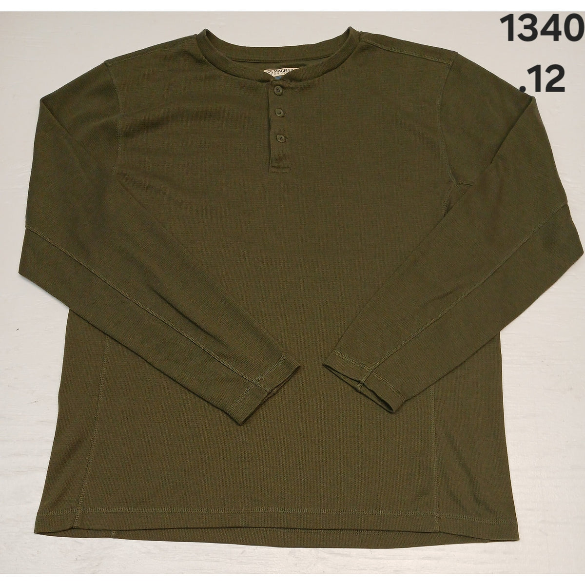 Magellan (XL) Green Moisture Wicking Classic Fit Sweatshirt