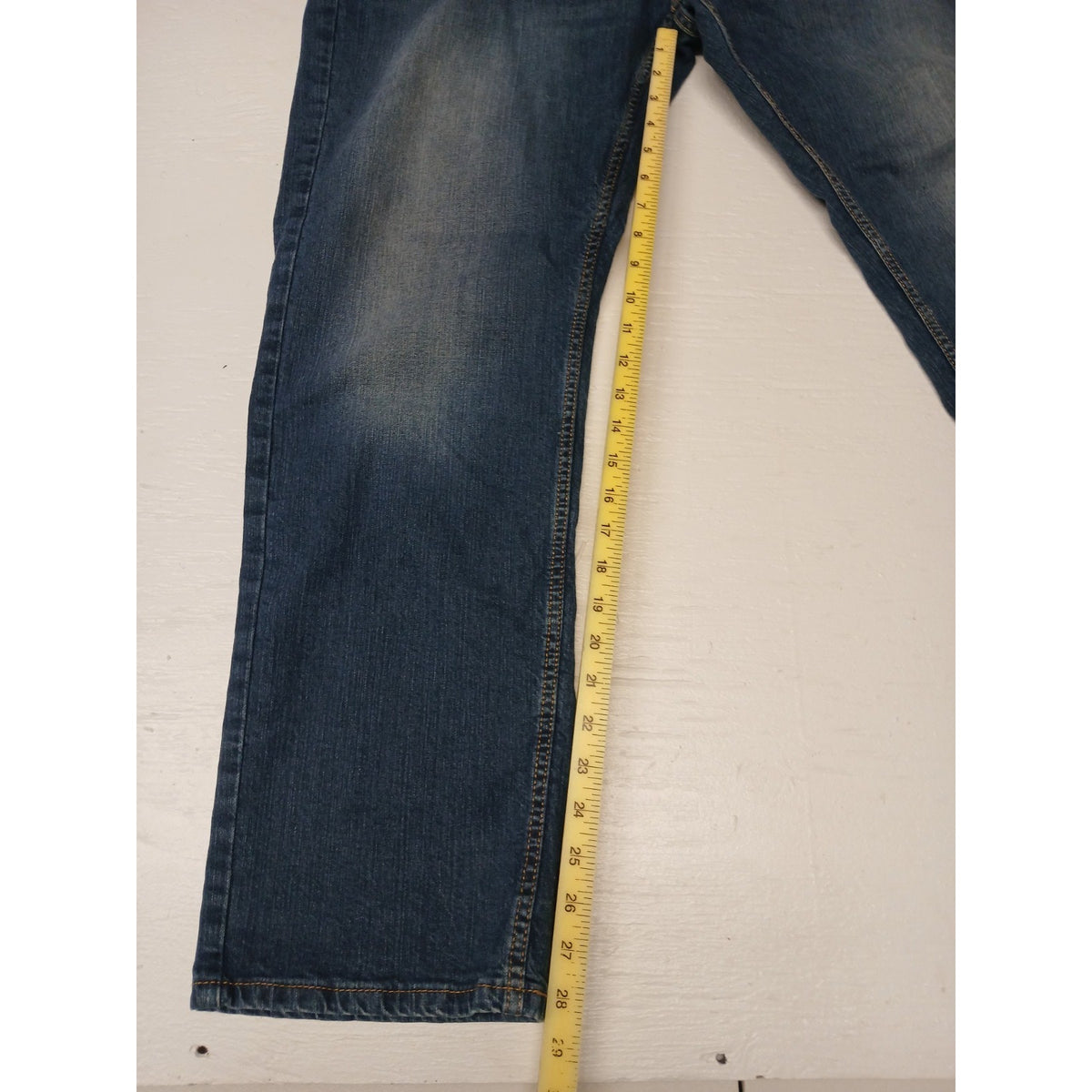 Levi's (42x32) Relaxed Straight Boot Cut Blue Denim Jeans