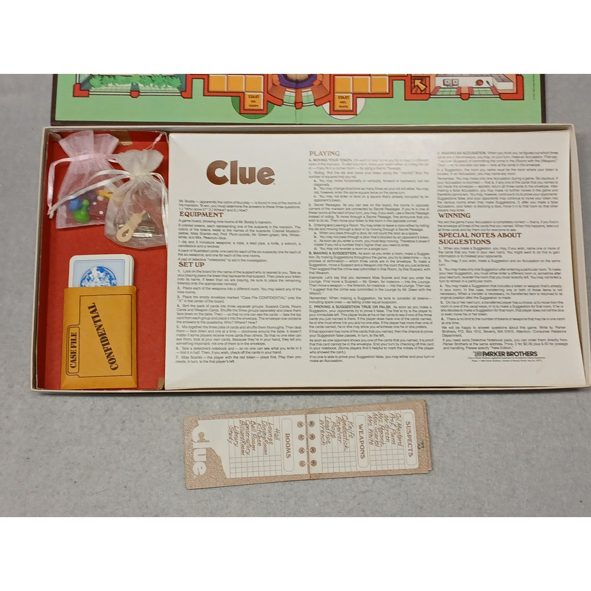 Parker Brother CLUE Vintage Board Game No. 0045