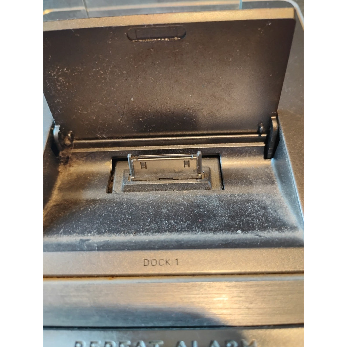 iPad Vintage Multi Station/Radio DC39037